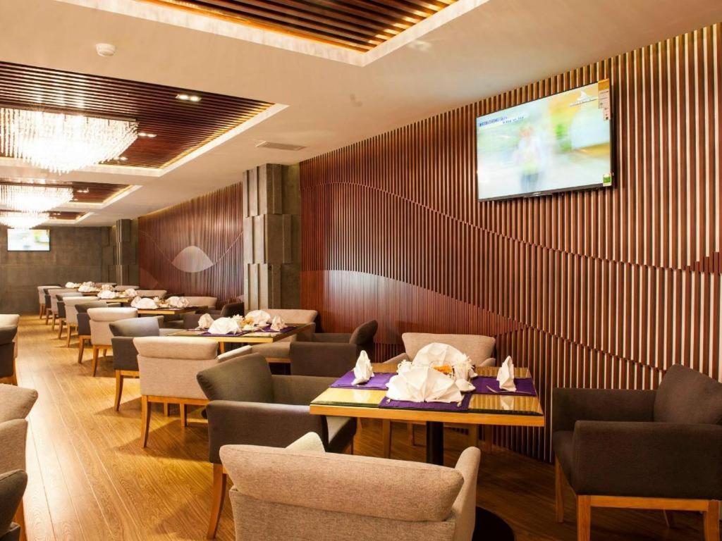 Iris Hotel Кантхо Экстерьер фото