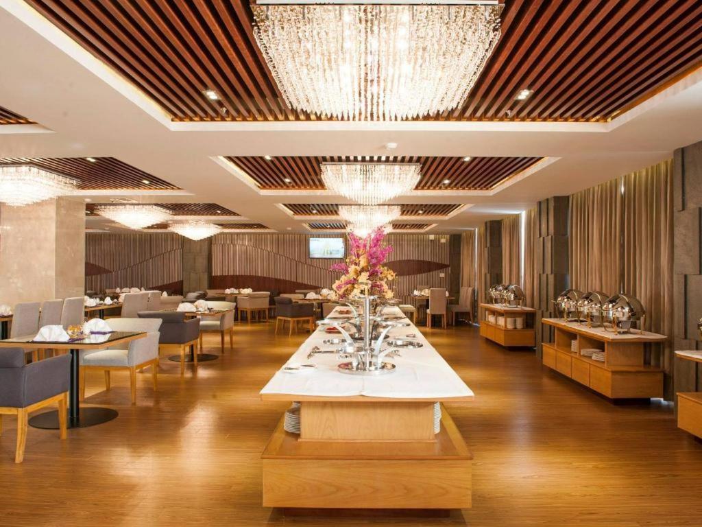 Iris Hotel Кантхо Экстерьер фото