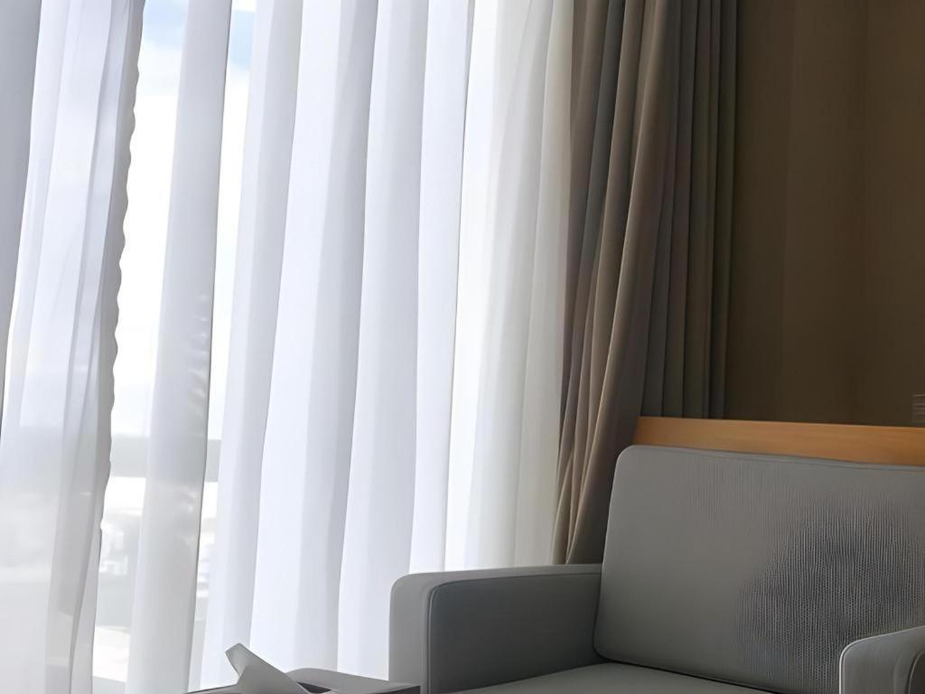 Iris Hotel Кантхо Экстерьер фото