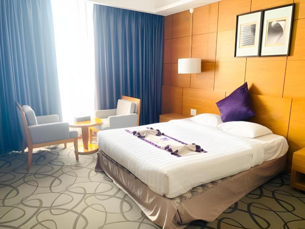 Iris Hotel Кантхо Экстерьер фото
