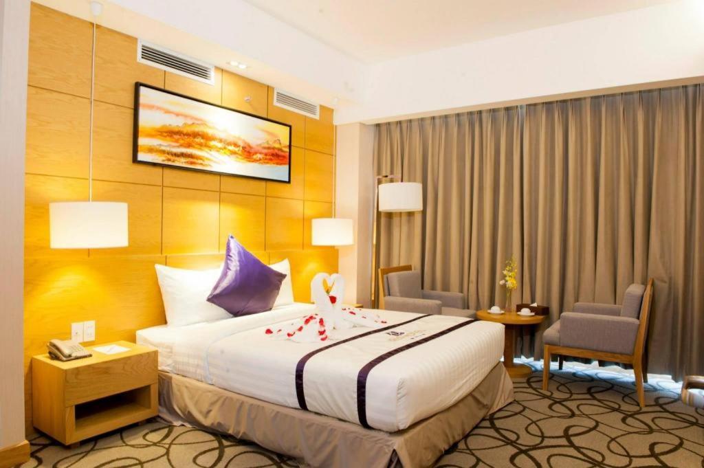 Iris Hotel Кантхо Экстерьер фото