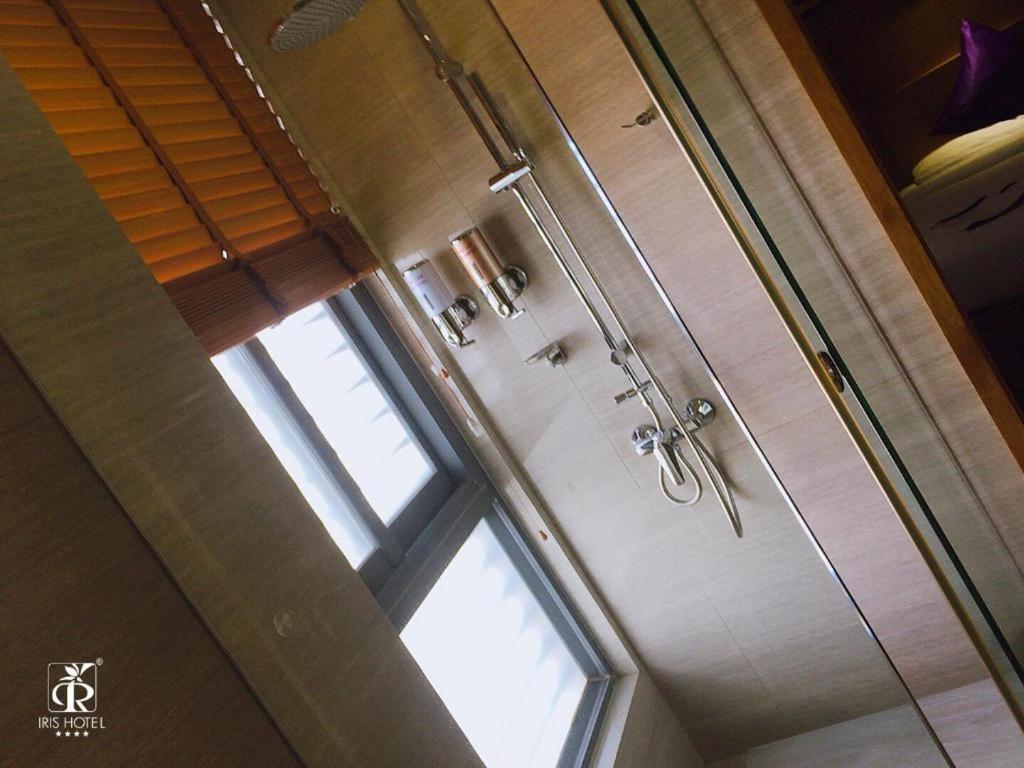 Iris Hotel Кантхо Экстерьер фото